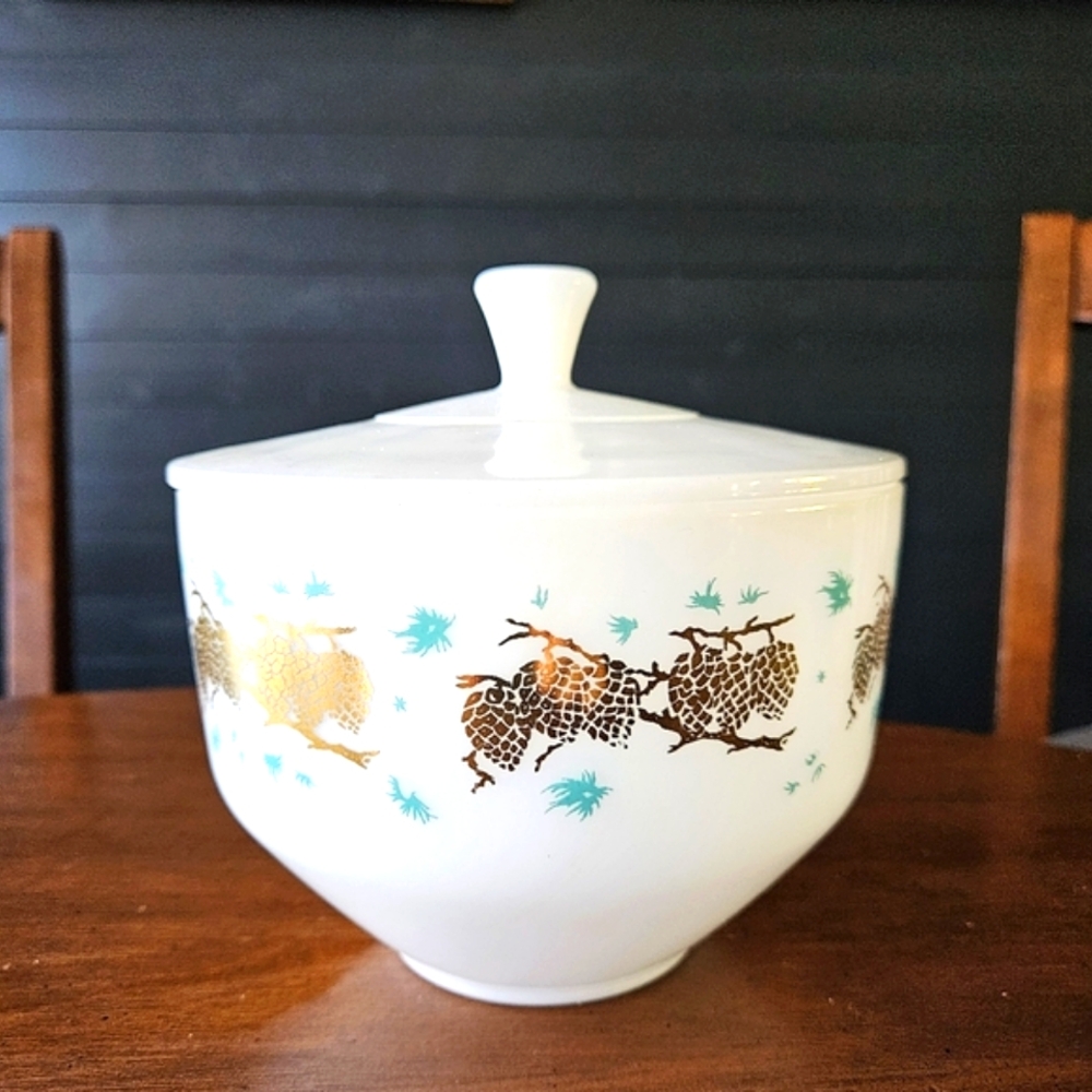 Vintage Federal glass 1.5 quart bowl with lid milk glass Gold pinecone Turquoise